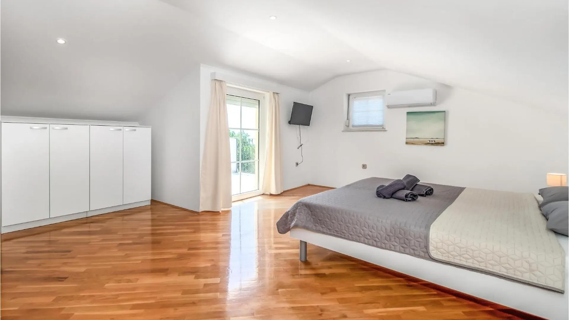 Cozy Home In Dramalj With Wifi 0*,